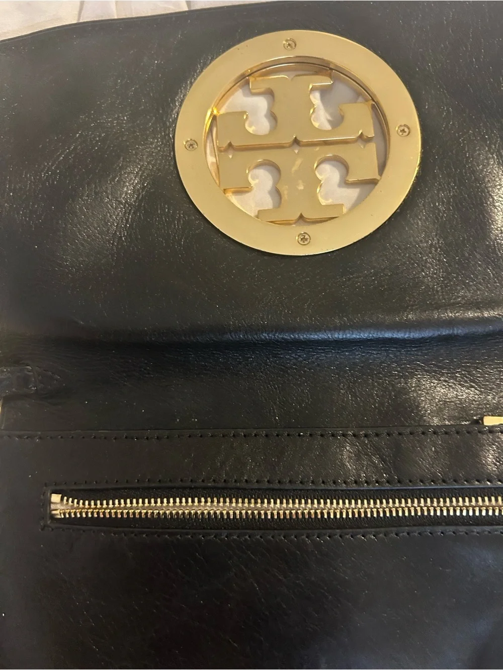 CLOSET CLEANOUT   Tory Burch Black Leather Shoulder Bag with Gold Logo Medallion